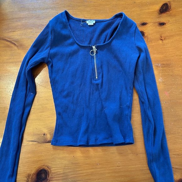 Navy Blue Garage Long Sleeve - Picture 2 of 4